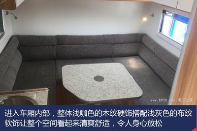 售价8.8万轻松睡5人，科斯“跟屁虫”拖挂房车 LED与太阳能板加持的移动之家